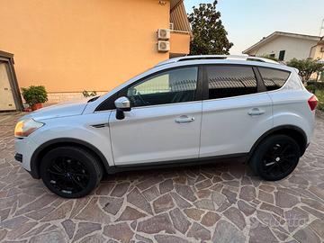 Ford Kuga 2.0 TDCi 140CV – 2009