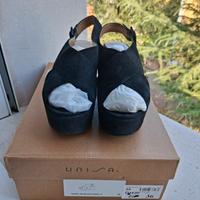 sandali in camoscio nero n. 36