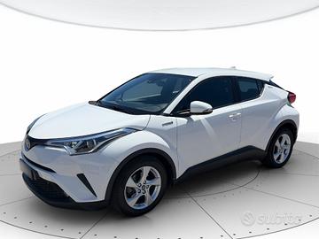 TOYOTA C-HR 1.8h Active 2wd e-cvt