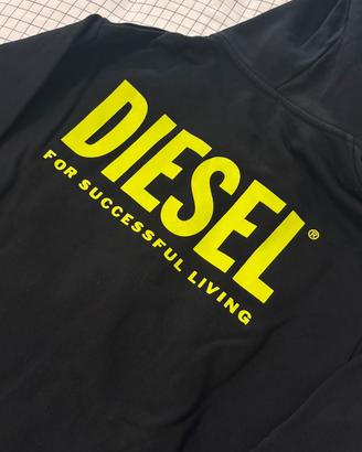 Felpa Diesel con cappuccio e zip.