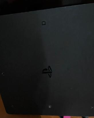 Playstation 4 usata ma in buonissime condizioni