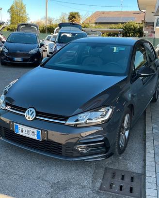 Volkswagen Golf 7,5 R-Line 1.6 Diesel Cambio Autom