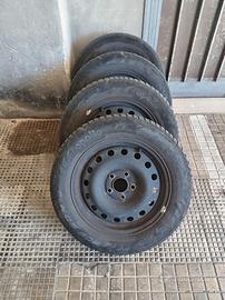 GOMME INVERNALI USATE MARCA APOLLO SU CERCHI 1 6