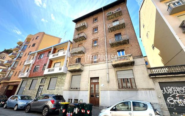 TRILOCALE A POCHI PASSI DA PIAZZA RIVOLI!