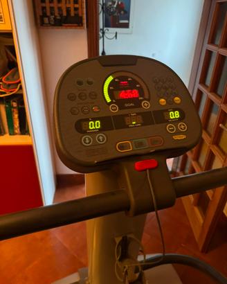Tapis roulant TECHNOGYM professionale pieghevole
