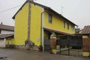 Immobile in asta di 244 m² con più di 5 locali a Z