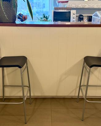 Struttura bar/bistrot con lavandino – bancone