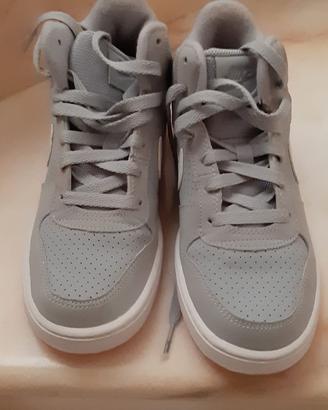 Scarpe Nike Court Borough Mid
