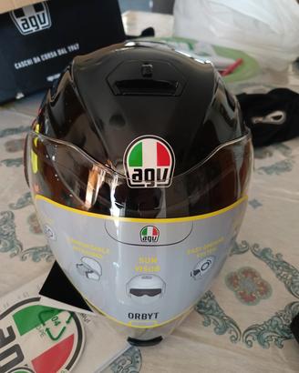 casco AGV ancora in co