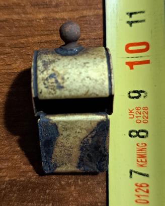fischietto militare in ottone dell'Impero Russo 