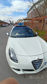 Alfa Romeo Giulietta Tetto Apribile/PANORAMICO