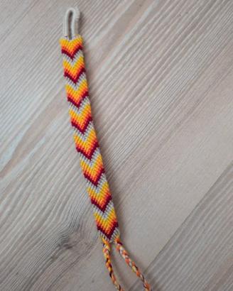 Braccialetti fatti a mano