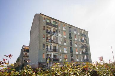 2 LOCALI A GARBAGNATE MILANESE