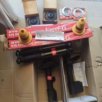 KIT AMMORTIZZATORI KYB - PEUGEOT 5008 - CITROEN C4