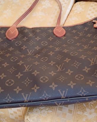 borsa marrone capiente