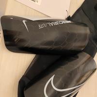 Parastinchi nike nuovissimi