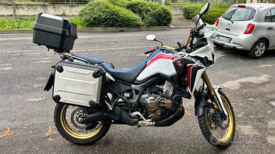 Honda Africa Twin CFR1000L - DCT - Tricolor
