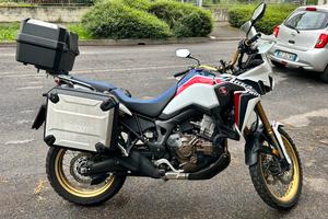 Honda Africa Twin CFR1000L - DCT - Tricolor