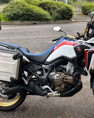 Honda Africa Twin CFR1000L - DCT - Tricolor