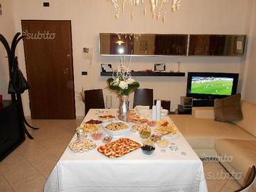 Divano "arketipo" best, in pelle, + chaise longue