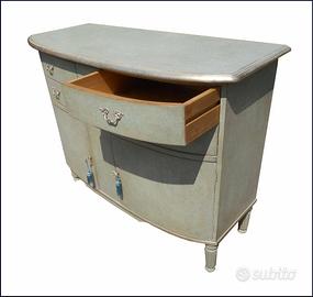 Credenza bombata laccata a mano marmorizzata