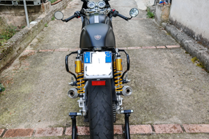 Triumph thruxton 1200 r