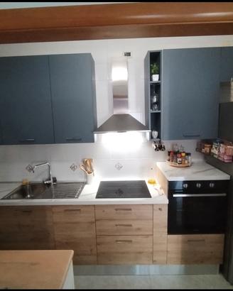 Cucina lineare completa del 2024 - Lucera (FG)