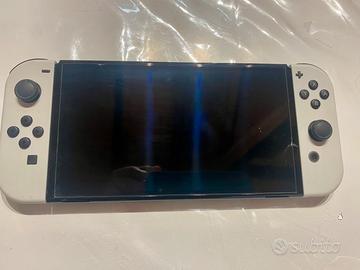 Nintendo Switch OLED non funzionante con Dock