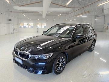 BMW 318 48V SPORT TOURING AUTO STATION WAGON