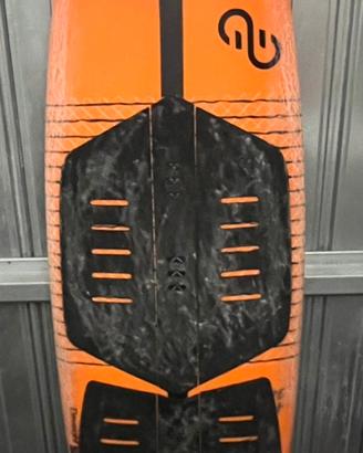 Tavola Surfino Kitesurf Eleveight escape 5.2 plus