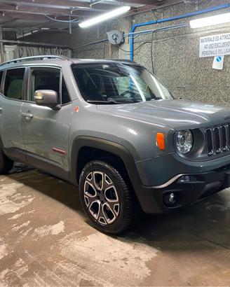 Jeep Renegade Trailhawk 4x4