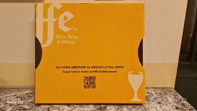 confezione Leffe con 2 piatti in ardesia.