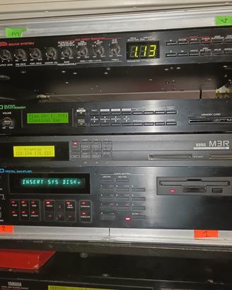 Lotto Vintage Rack - Roland, Korg, Yamaha