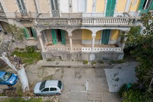 Villa di 372 m² con più di 5 locali e box auto dop