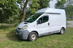 Opel Vivaro - Tetto alto  - H2L1