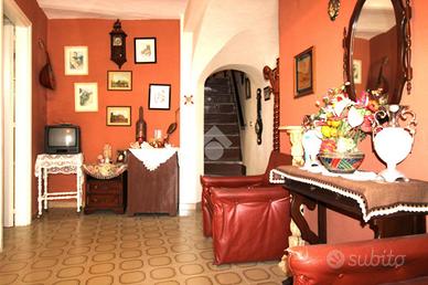CASA SEMINDIPENDENTE A FERRAZZANO