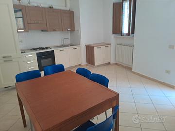 Bilocale ammobiliato