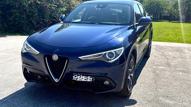 Alfa Romeo Stelvio 2.2 Turbodiesel 210 CV AT8 Q4 E