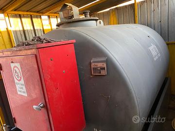 Serbatoio diesel 3000L con Casetta copertura