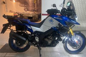 Suzuki V strom 1050 DE anno 2024 pari al nuovo
