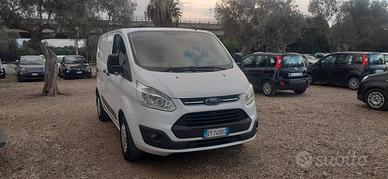 Ford transit custom 2015 - 2.2 tdci Lb automobili
