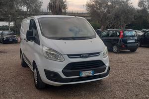 Ford transit custom 2015 - 2.2 tdci Lb automobili
