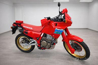 HONDA NX650 DOMINATOR