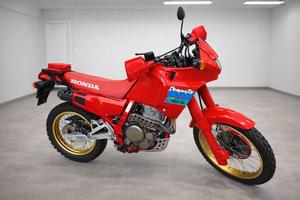 HONDA NX650 DOMINATOR