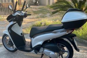 Honda sh150