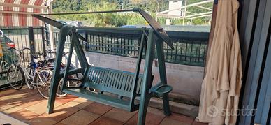 dondolo da giardino