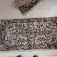 due scendiletto Leone di Persia e una pedana centr