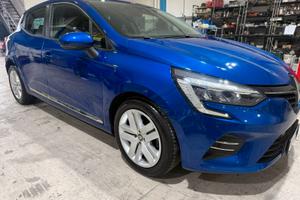 Renault Clio neo-patentati