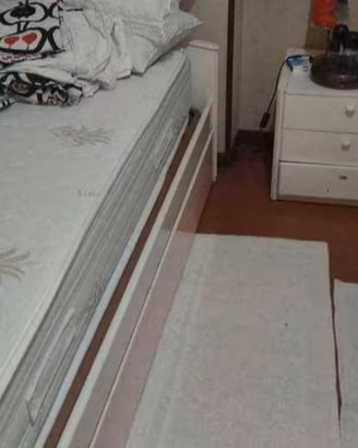 Due letti singoli con materassi