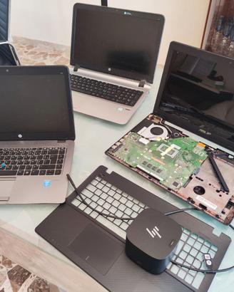 3 Notebook non funzionanti per uso ricambi